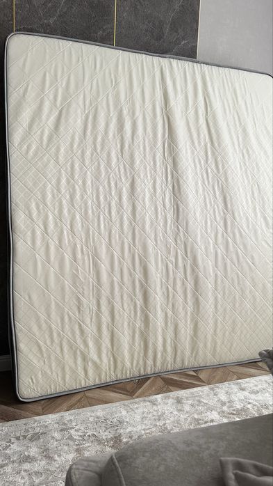 Матрас 180*200 новый