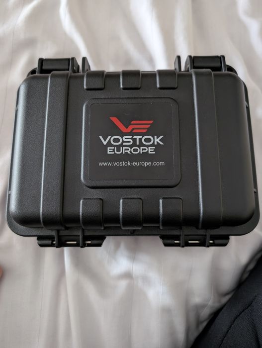 Ceas Vostok Submarine