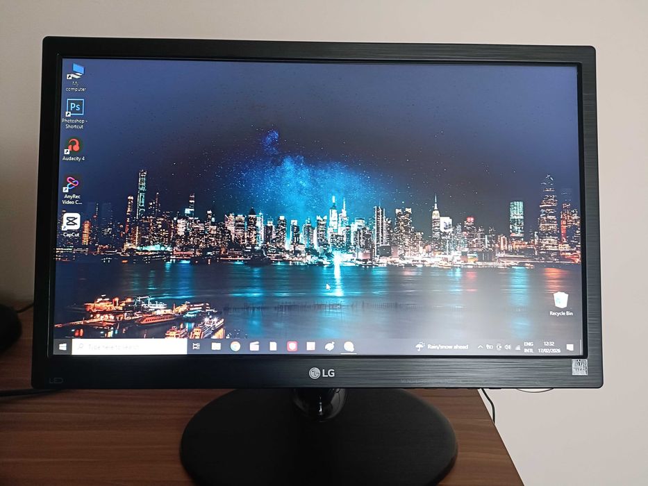 Monitor LED LG 19M38A  (1366x768) Full HD