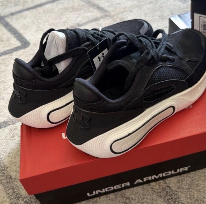 Under Armour HOVR Phantom кроссовки
