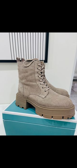 Ботинка теплая зима 39