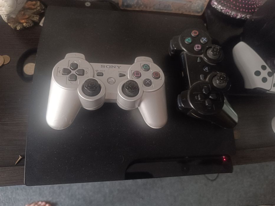 Продам плейстейшен 3 Слим с играми