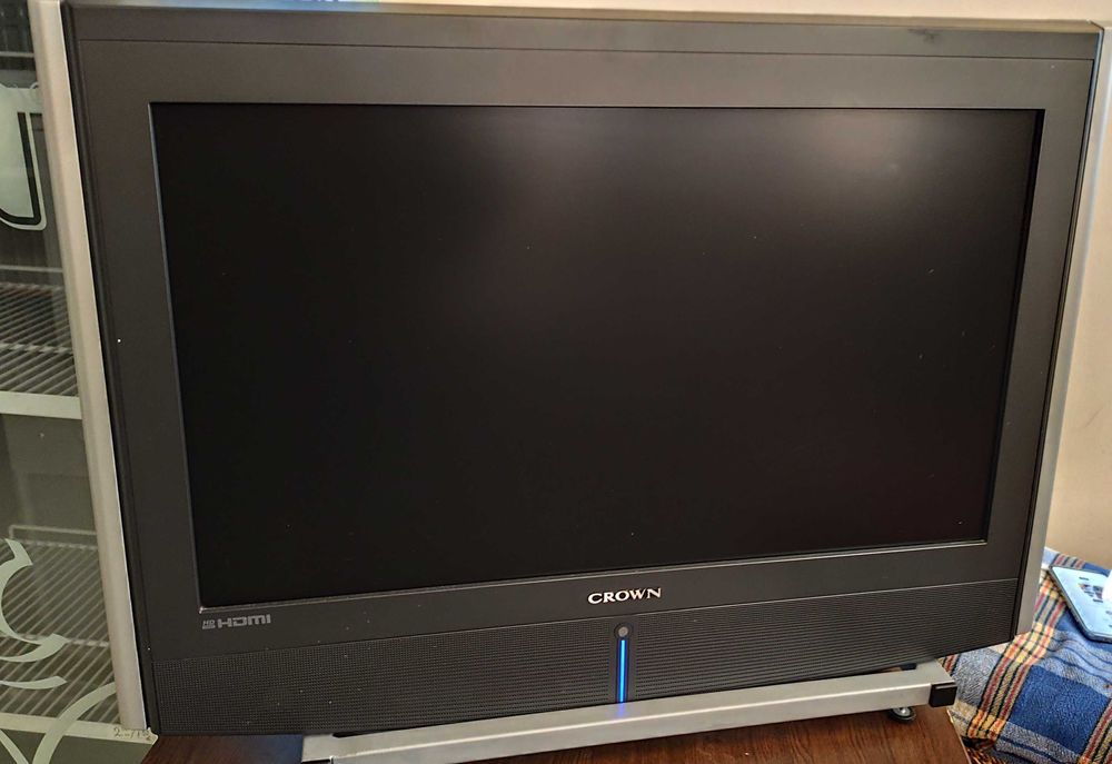 Телевизори Crown 26”