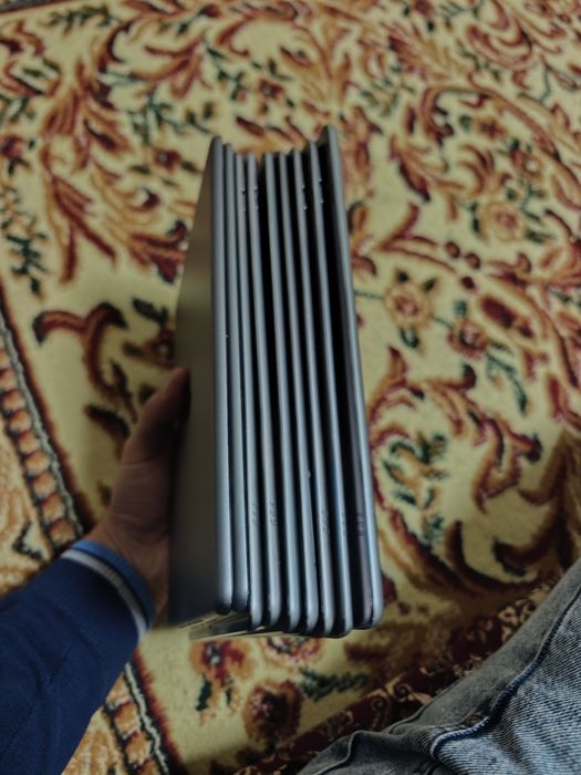 apple planshet . ipad Air 2 pamet 128g .Yomkst 82