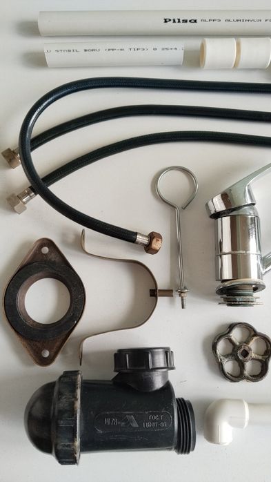 Сантехнические запчасти