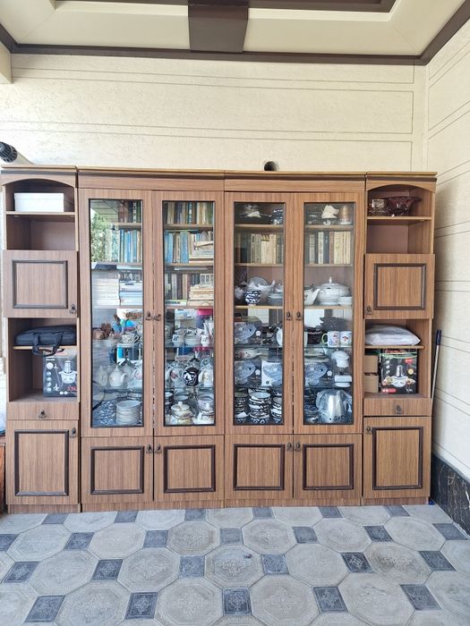 Срочно продаётся стенка