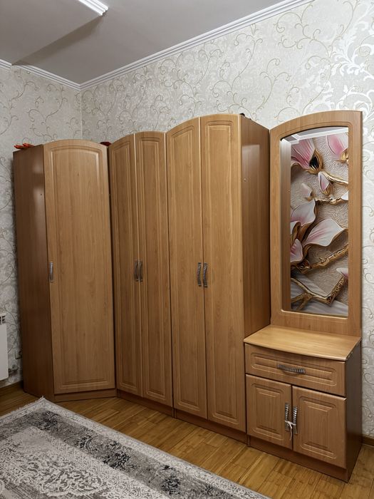 Шкаф для прихожей