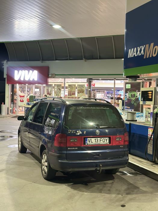 Volkswagen Sharan 2004 diesel, 2.155 € — imagine 2