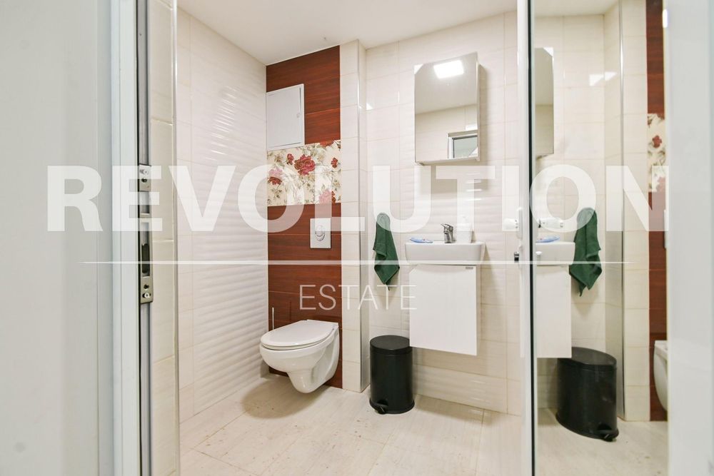 Офис в ж.к. Студентски град.