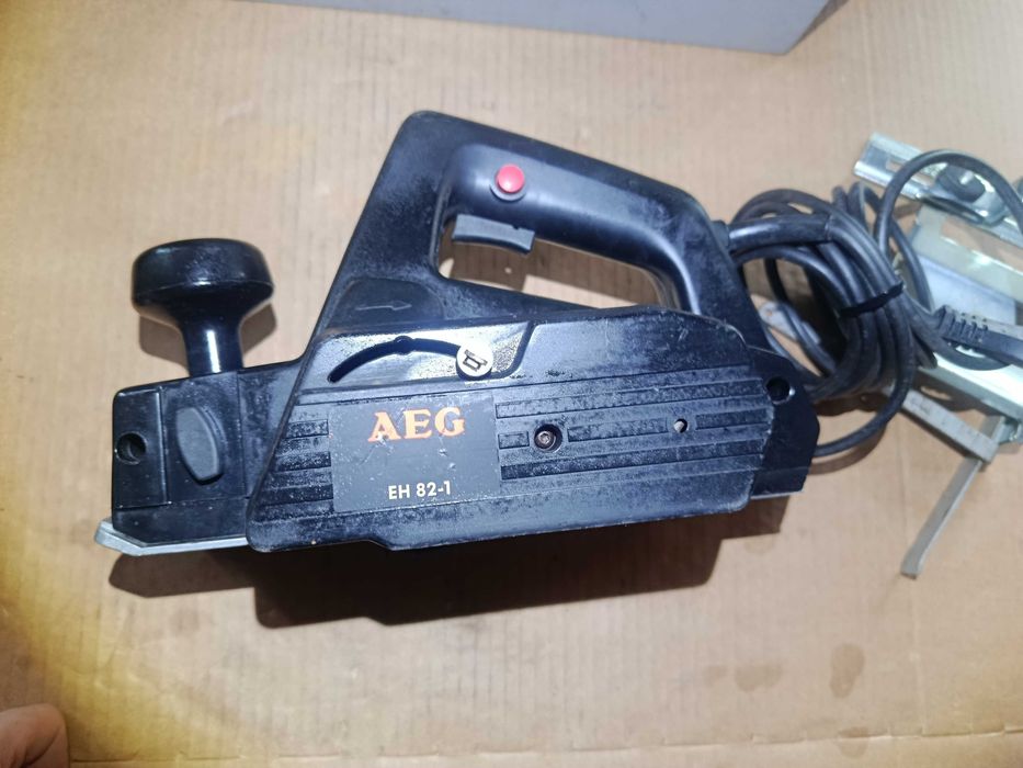 Rindea electrica AEG EH 82-1 800W 3.8A 13000rpm fabricata in Germania