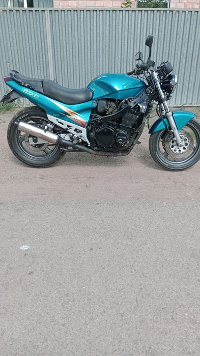 Продаю suzuki katana 600