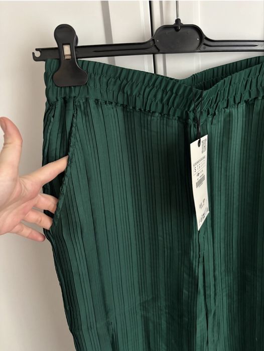 Set Zara nou eticheta