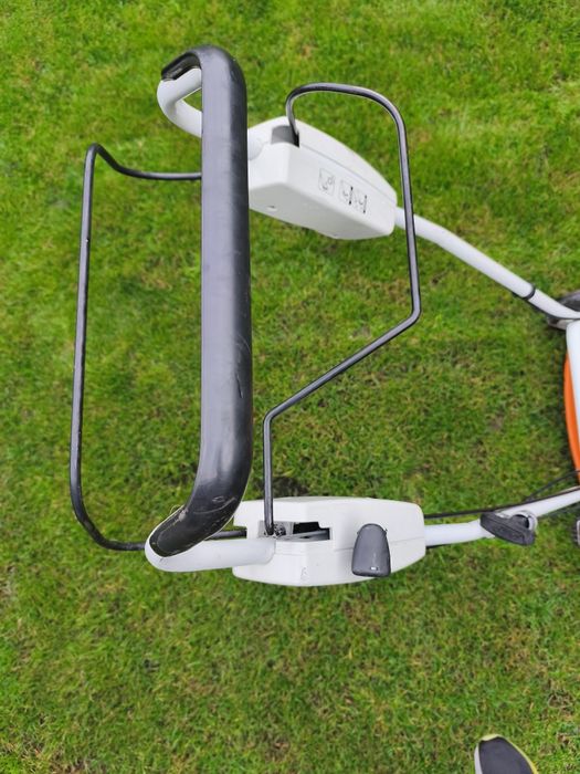 Stihl RM 4 RV mașina tuns tăiat iarba gazon funcție mulcire
