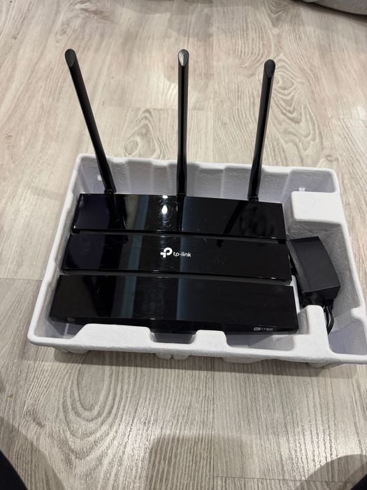 Рутер с три антени tp - link