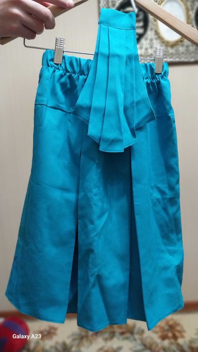 Юбка с галстуком и бантиками