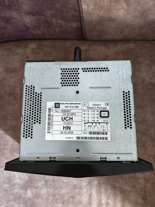 Оригинално Radio CD 30 MP3 за Opel + Security Code