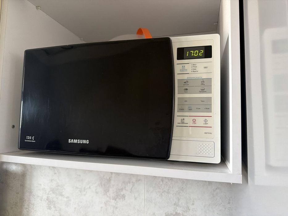 Продается микроволновка самсунг