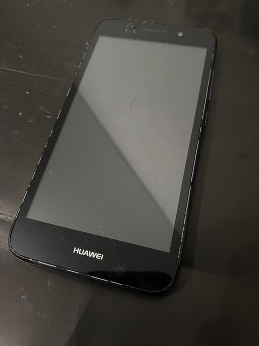 Huawei модель CRO-L22