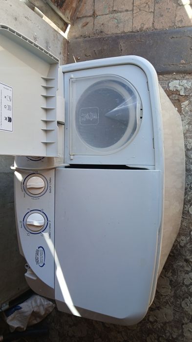 Стиральния машина полуавтомат