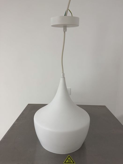 Vând Lustre noi sau folosite