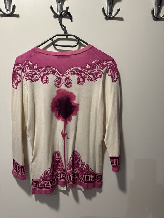 Елегантна жилетка в розово и бяло на Версаче Колекшън