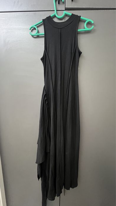 Черное вечернее платье