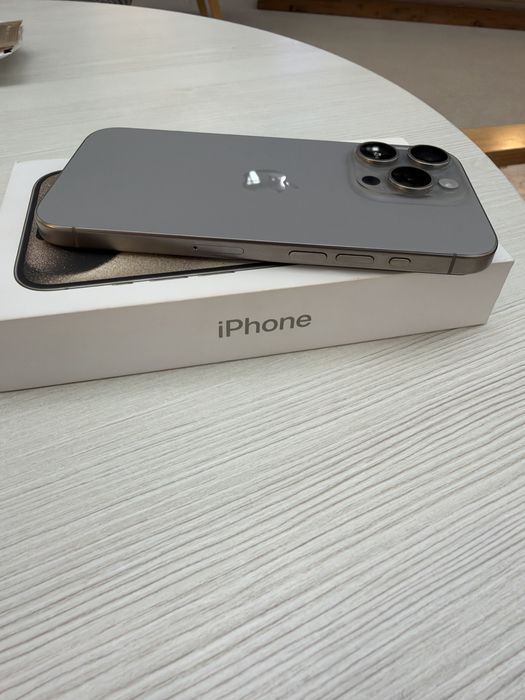 Vand Iphone 15 Pro