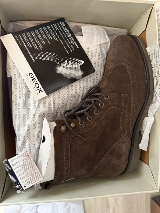 Geox - нови в кутия 44 н.