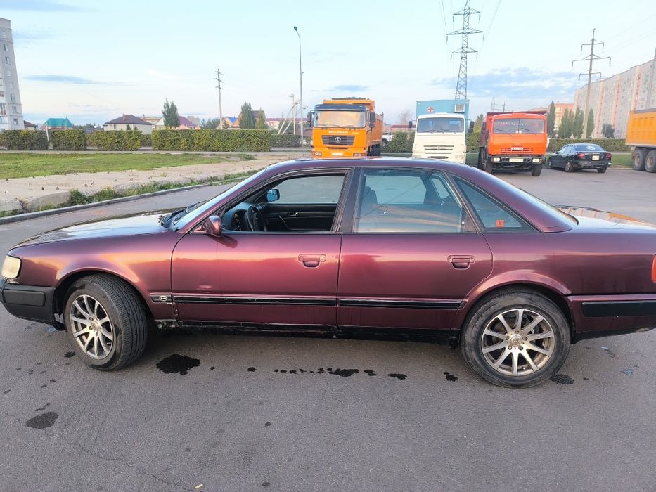 Продам Ауди 100 С4