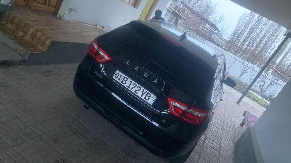Продам срочно лада веста св 1.8