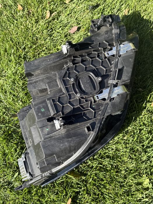 Far bmw seria 8 g14 g16 stanga shadow line laser