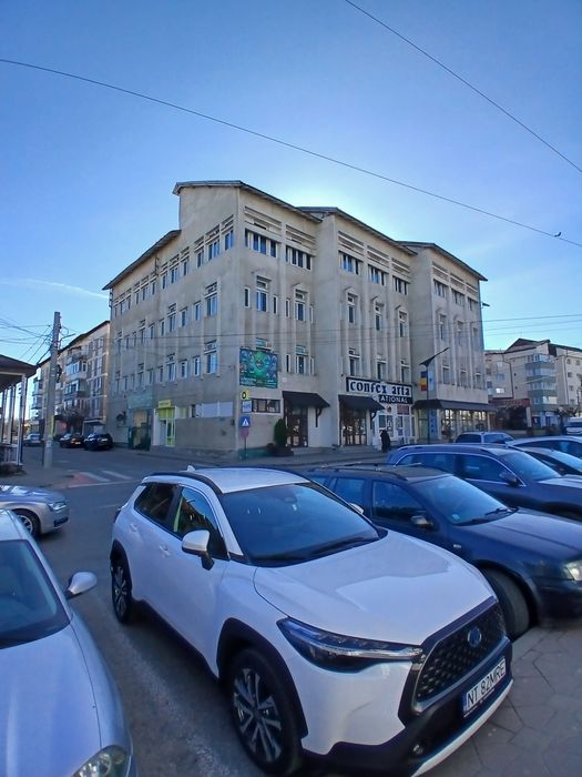 Clădire parter + 3 etaje