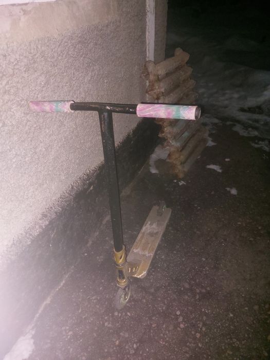 Самокат трюковой