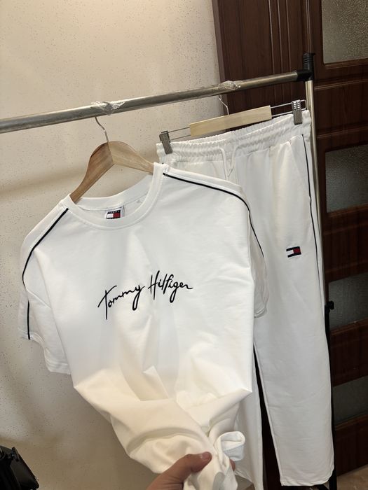 Дамски екип  Tommy hilfiger