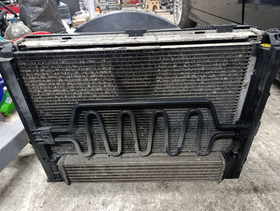 Ауди Q5 3.0tdi 2010г