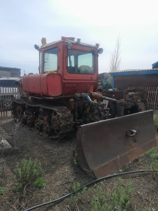 Продам трактор дт 75