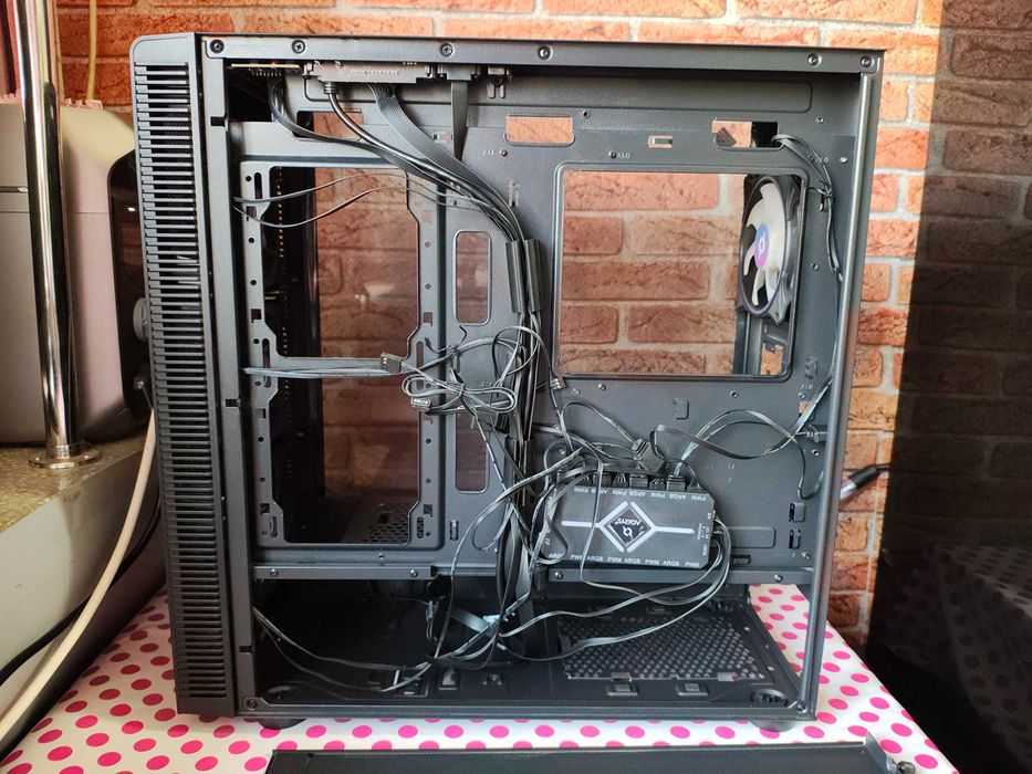 Carcasa PC Gaming AQIRYS Naos PRO ARGB.