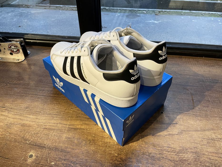 Кроссовки Adidas Superstar