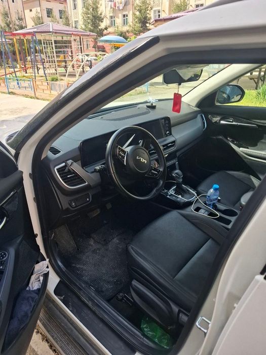 Kia Seltos srochni sotiladi