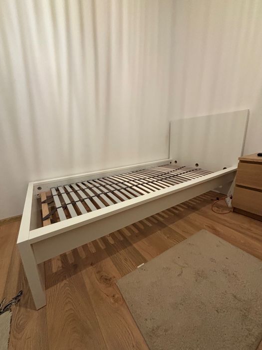 Cadru pat + somiera IKEA - MALM - 90x200 cm - stare foarte buna