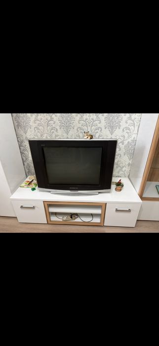 Продам мебель(диван,кресла,телефизор,кровать,холодильник)