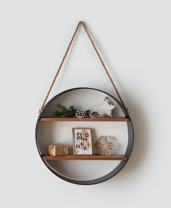 Уникална кръгла етажерка в индустриален стил