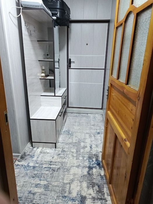 Чирчикдаги 2 хона уйимни сотаман.