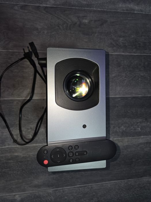 Проектор D6000 Simplebeam