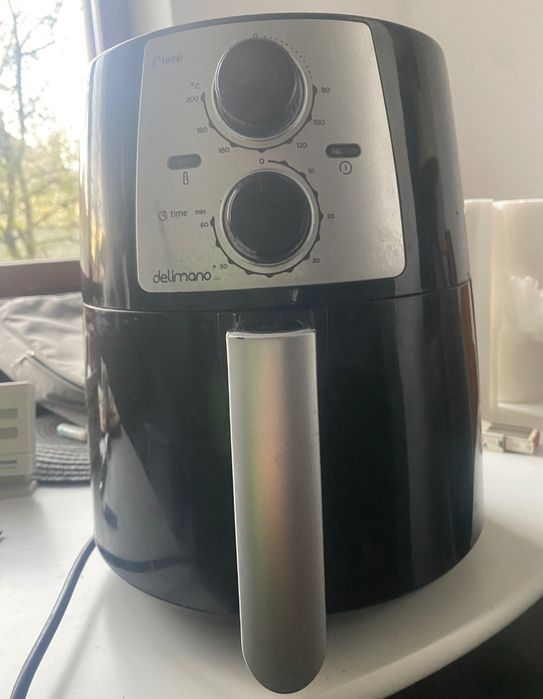 Friteuza cu aer cald