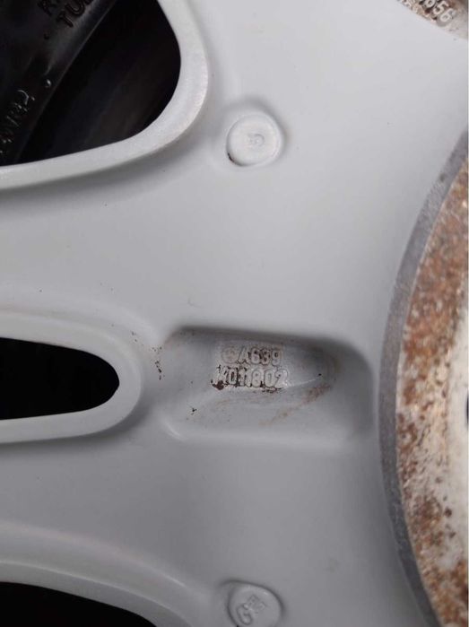 Jante Mercedes W639 Vito Viano Anvelope iarna noi Laufenn 205 65 16 C