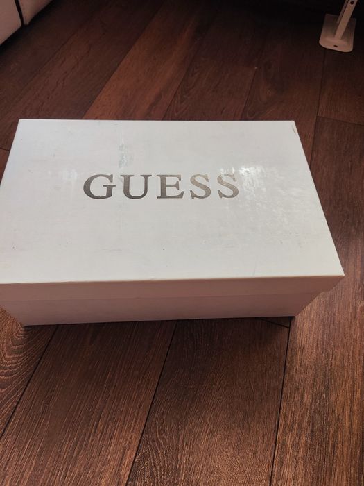Guess кецове 35 номер