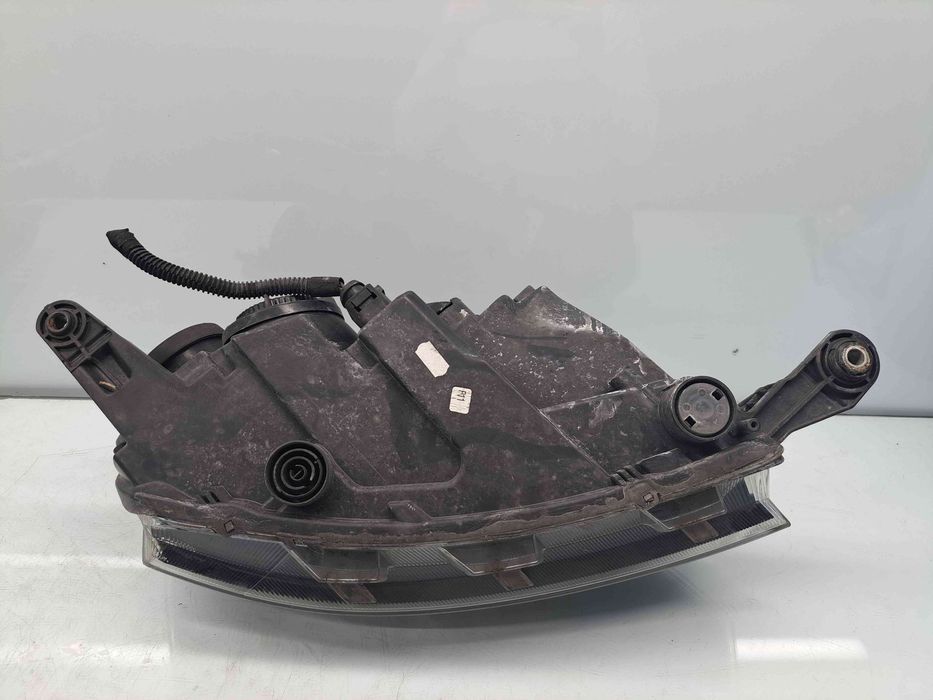 Far stanga Skoda Rapid (NH3) [Fabr 2012-2019] 5JC941015