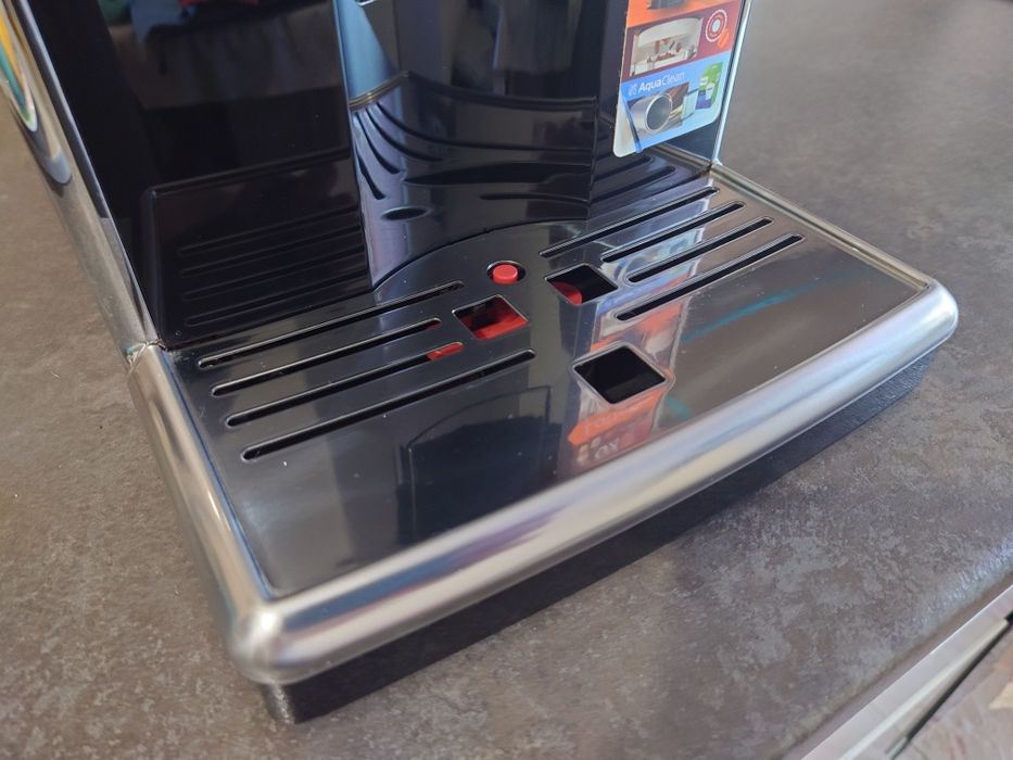 Espressor automat Philips EP5330/10 Seria 5000 sistem de lapte LatteGo