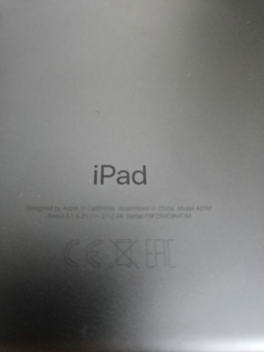Продам ipad 10 (айпэд)